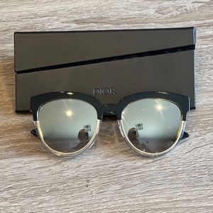 Dior Sight 1 K4X 96 Cat Eye sunglasses - black with silver/grey gradient lenses
